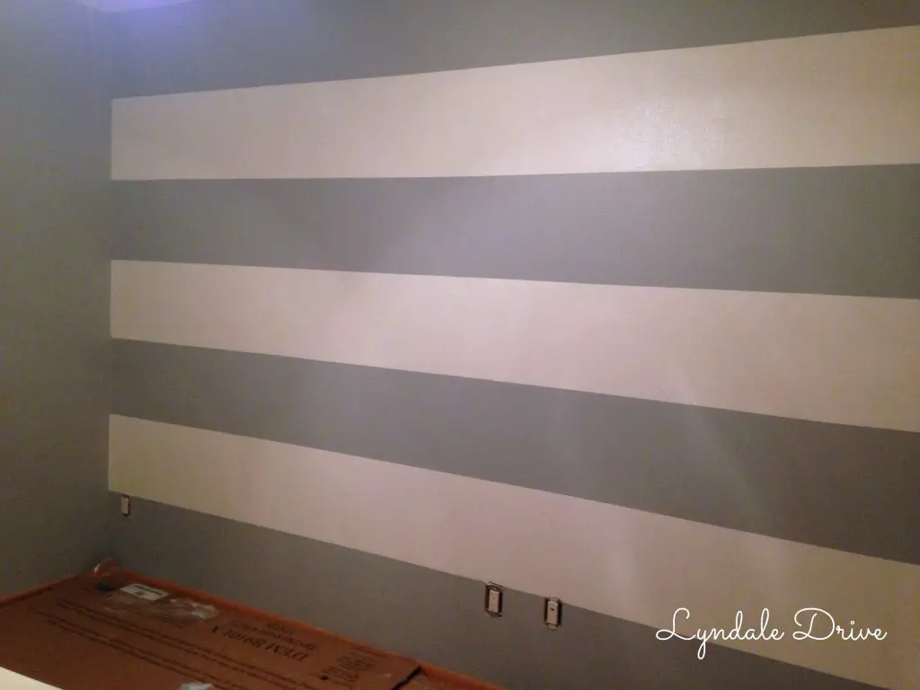 Gray-cream-Striped-wall