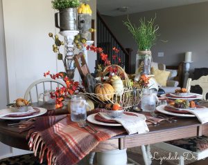 decorate-a-fall-table