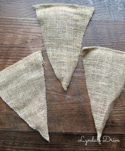 how-to-make-burlap-pennants