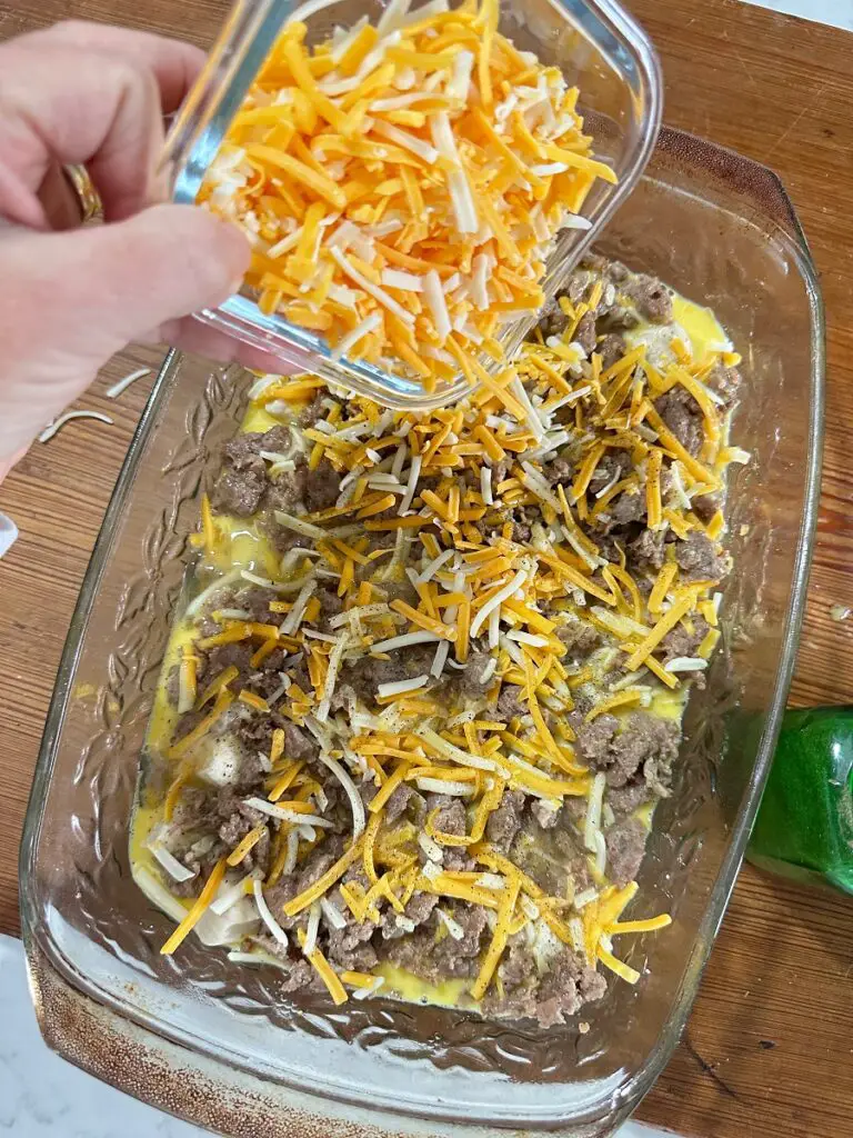 Cover mixture with remaining cheese