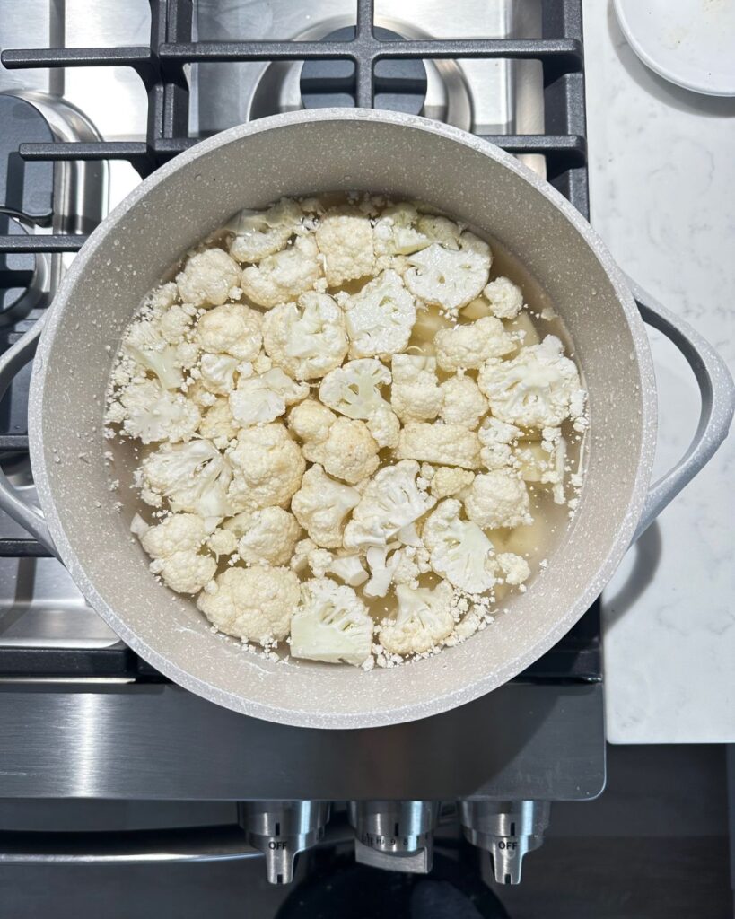 boil cauliflower and potatoes